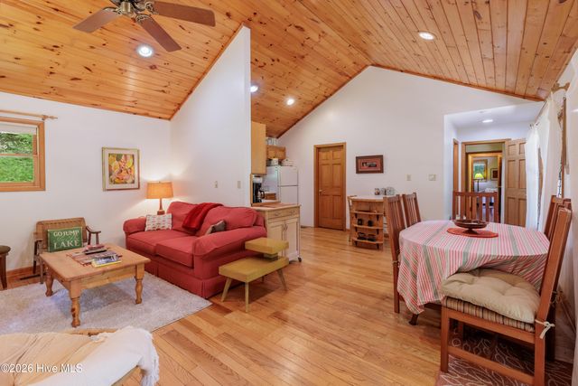 6488 Yellow Creek Road, Robbinsville, NC 28771