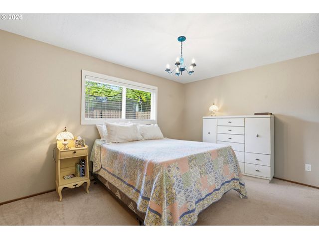 12650 Sw KATHERINE St, Tigard, OR 97223