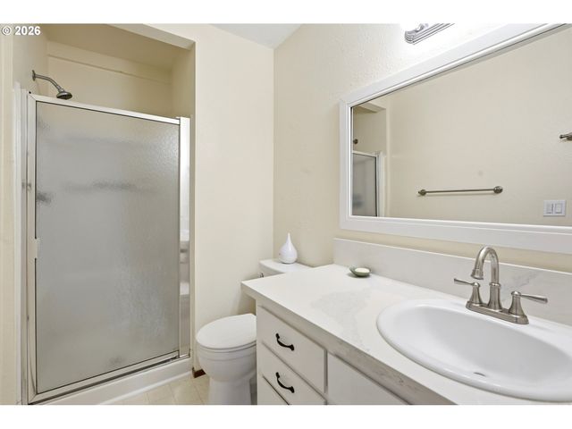 12650 Sw KATHERINE St, Tigard, OR 97223