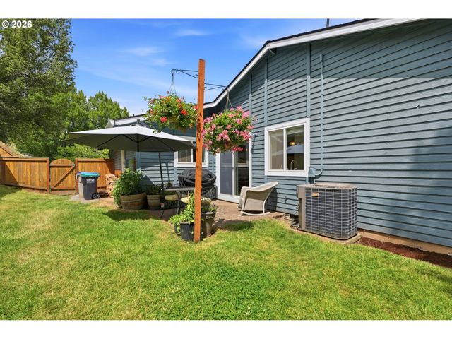 12650 Sw KATHERINE St, Tigard, OR 97223