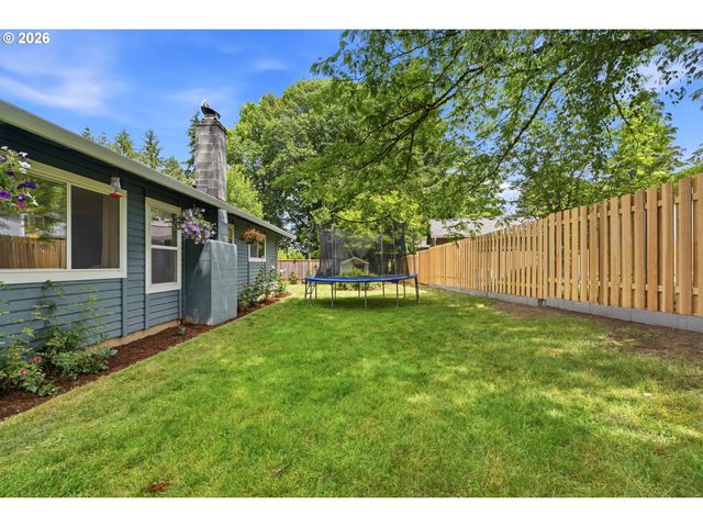 12650 Sw KATHERINE St, Tigard, OR 97223