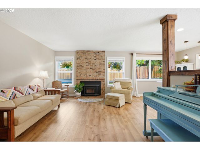 12650 Sw KATHERINE St, Tigard, OR 97223