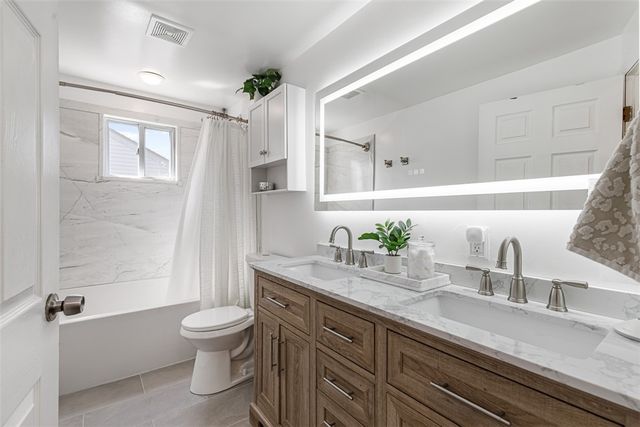 26 Manning Drive, East Providence, RI 02915