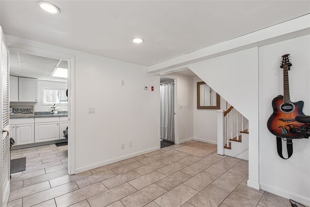 26 Manning Drive, East Providence, RI 02915