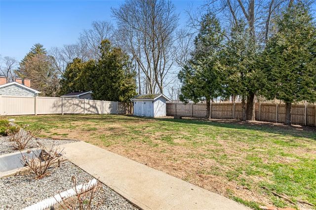 26 Manning Drive, East Providence, RI 02915