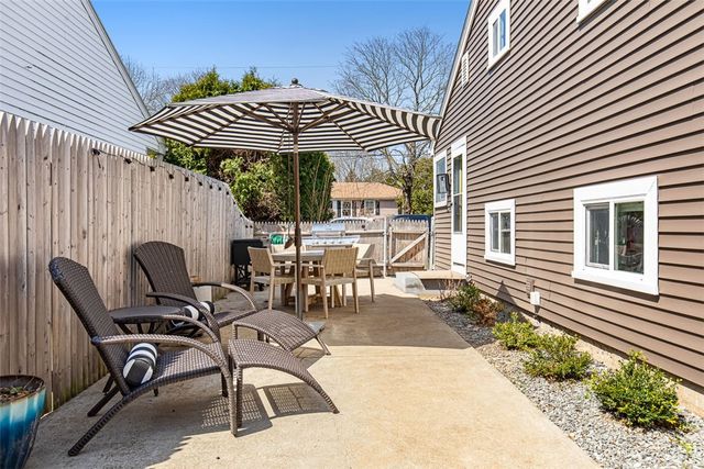 26 Manning Drive, East Providence, RI 02915