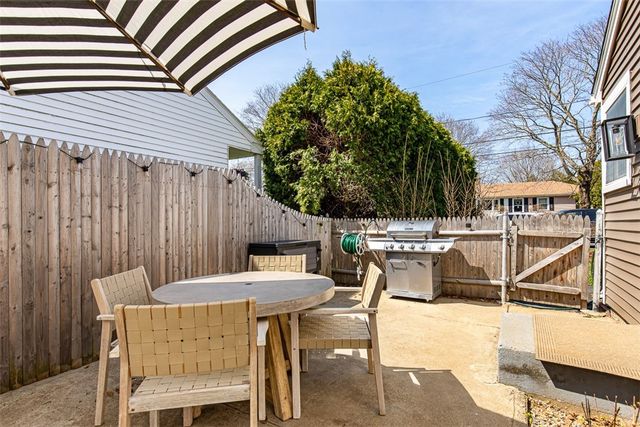 26 Manning Drive, East Providence, RI 02915