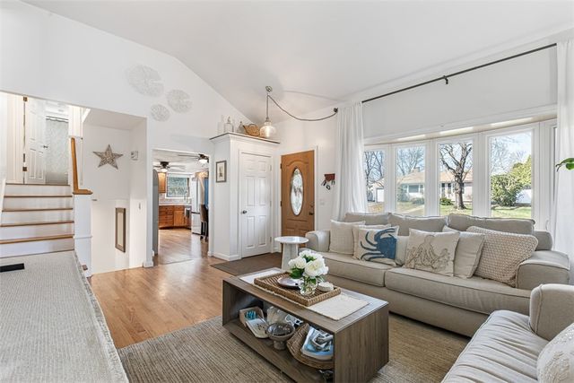 26 Manning Drive, East Providence, RI 02915