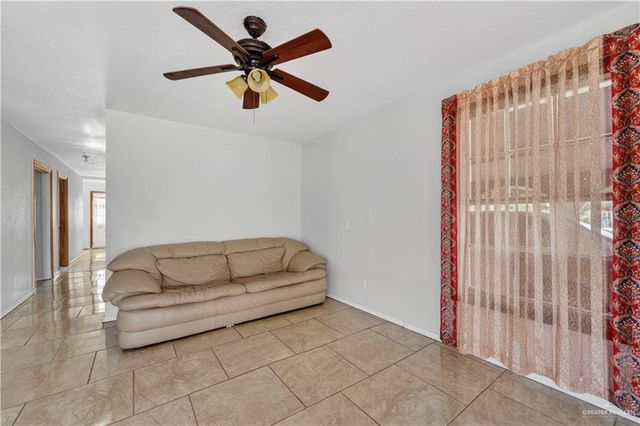 4006 N Salinas Street, Edinburg, TX 78541