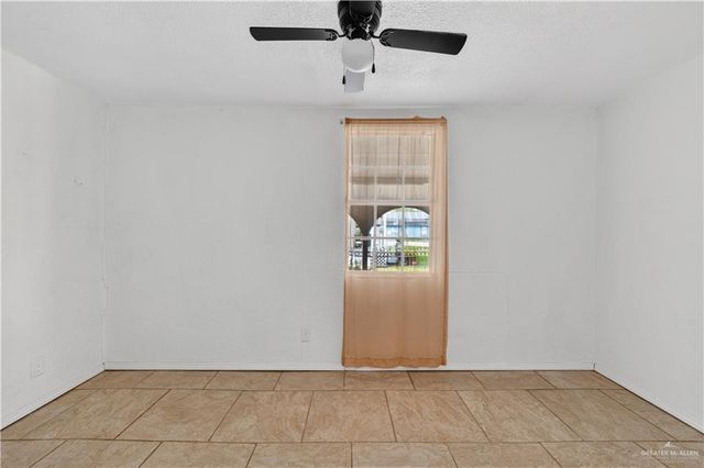 4006 N Salinas Street, Edinburg, TX 78541