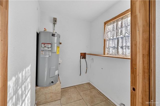 4006 N Salinas Street, Edinburg, TX 78541