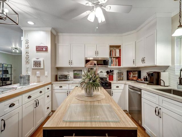 38703 Desert Greens Drive E, Palm Desert, CA 92260