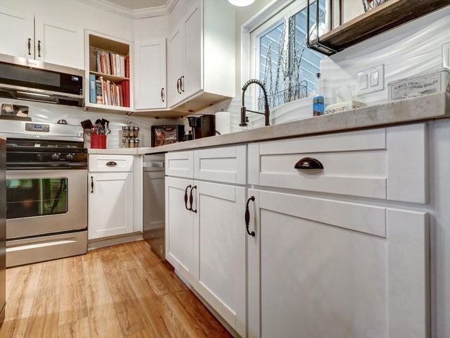 38703 Desert Greens Drive E, Palm Desert, CA 92260