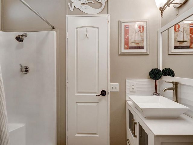 38703 Desert Greens Drive E, Palm Desert, CA 92260