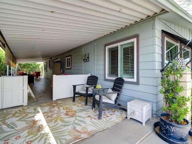 38703 Desert Greens Drive E, Palm Desert, CA 92260