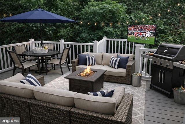 1309 YATES CIR, Fredericksburg, VA 22401