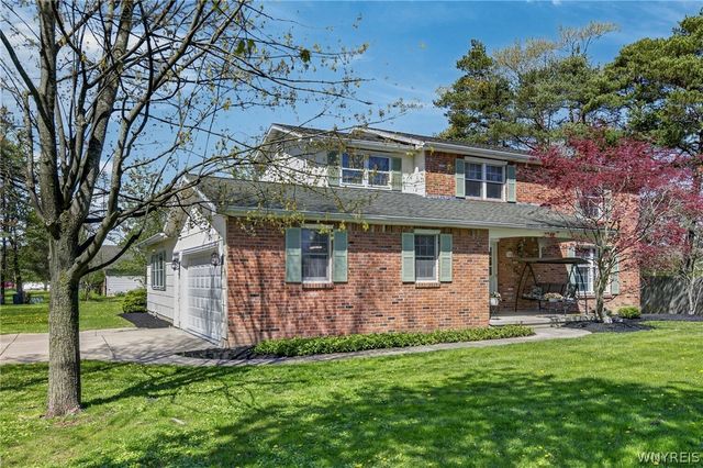 130 Paradise Road, Amherst, NY 14051