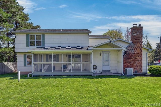 130 Paradise Road, Amherst, NY 14051