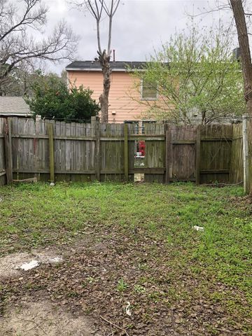 9714 Galaxy Street, Houston, TX 77078