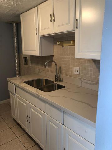 9714 Galaxy Street, Houston, TX 77078