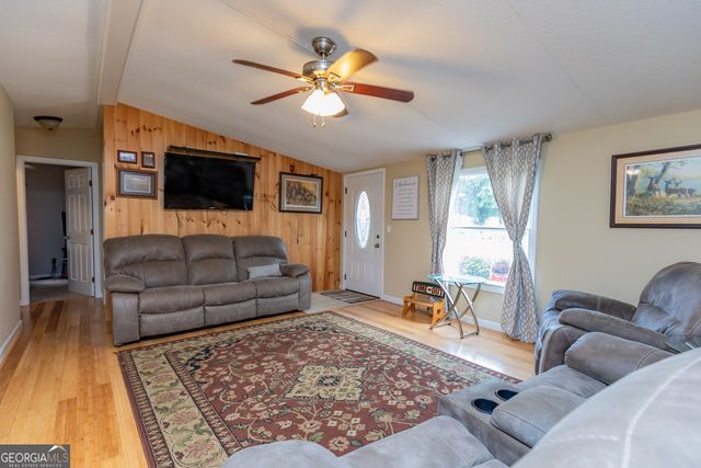 109 Stillwater Road, Bloomingdale, GA 31302