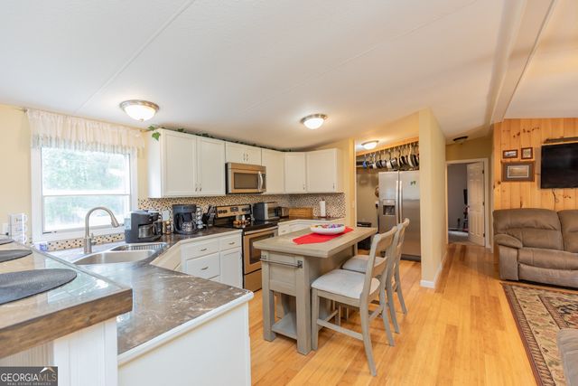 109 Stillwater Road, Bloomingdale, GA 31302