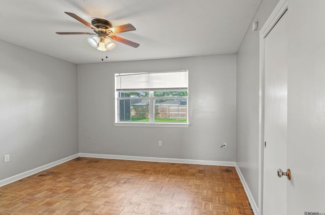 59156 Maple St, Plaquemine, LA 70764