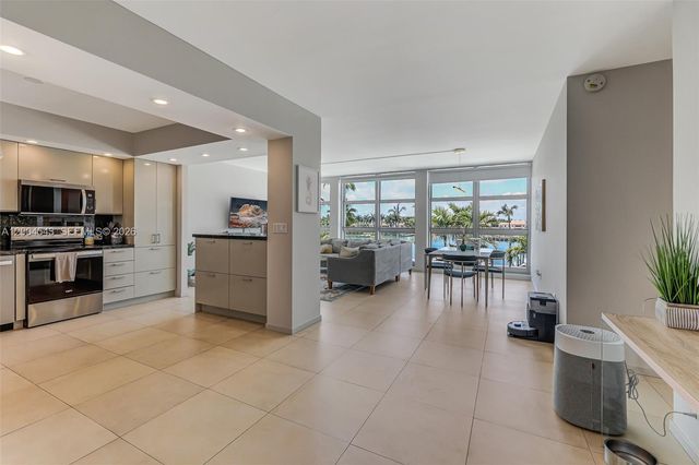 5055 Collins Ave 3K, Miami Beach, FL 33140