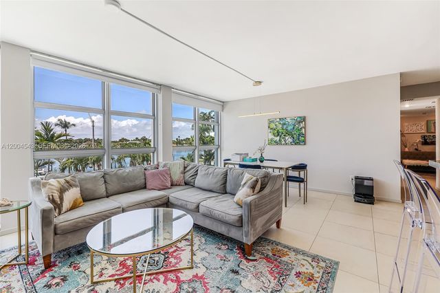 5055 Collins Ave 3K, Miami Beach, FL 33140
