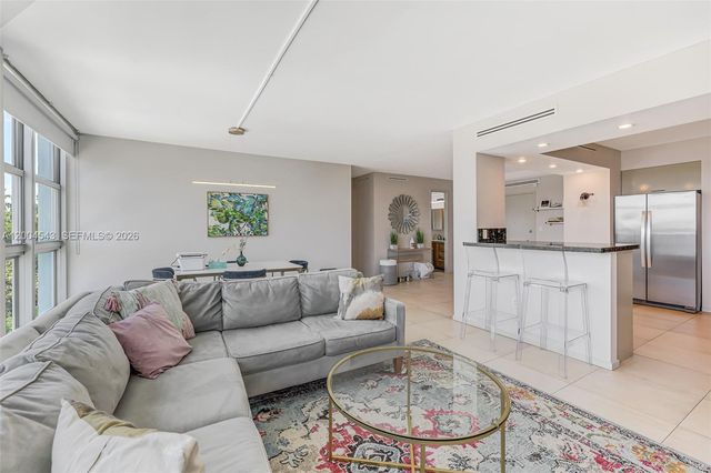 5055 Collins Ave 3K, Miami Beach, FL 33140