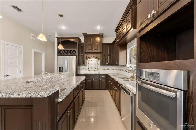 13517 N 34th Street, Edinburg, TX 78541