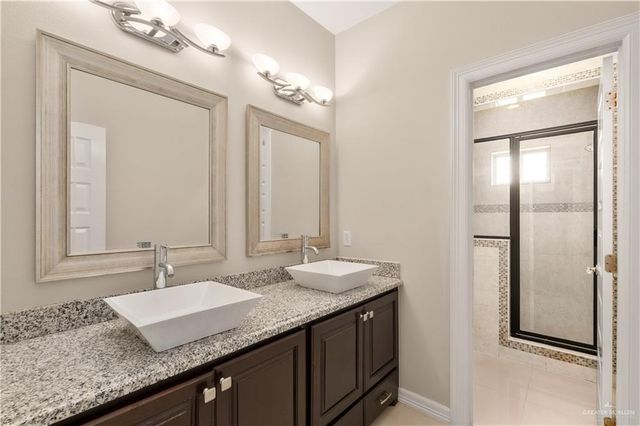 13517 N 34th Street, Edinburg, TX 78541