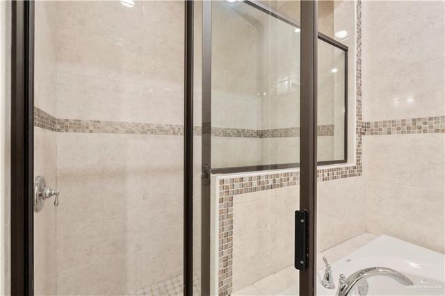 13517 N 34th Street, Edinburg, TX 78541