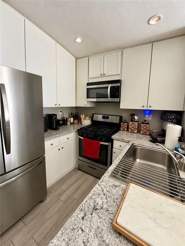 18804 Mandan St 814, Canyon Country, CA 91351