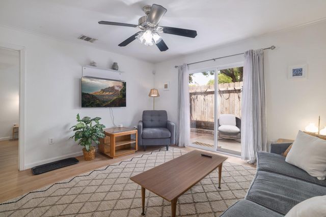 1422 Collier ST 105, Austin, TX 78704