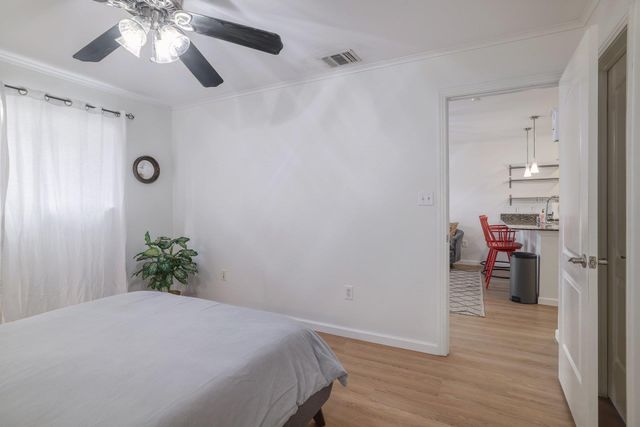 1422 Collier ST 105, Austin, TX 78704