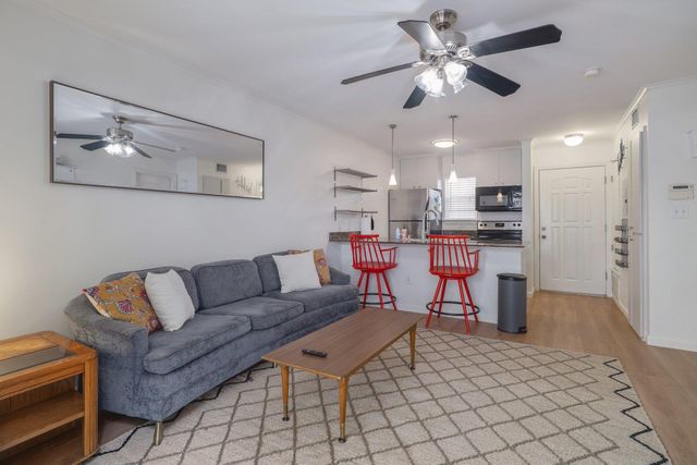 1422 Collier ST 105, Austin, TX 78704