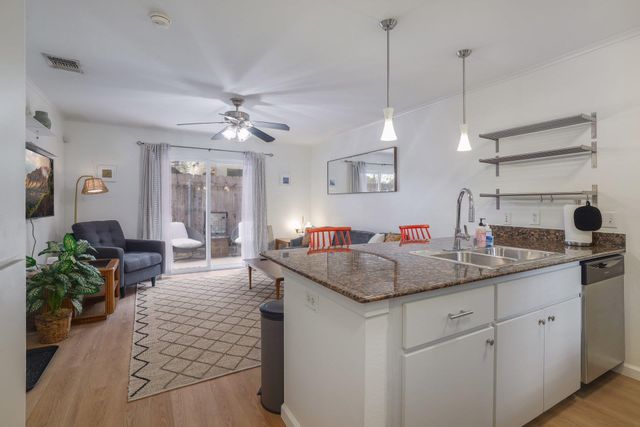 1422 Collier ST 105, Austin, TX 78704