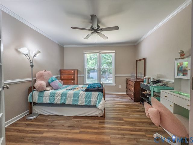 932 Germar Ct, Colonial Heights, VA 23834