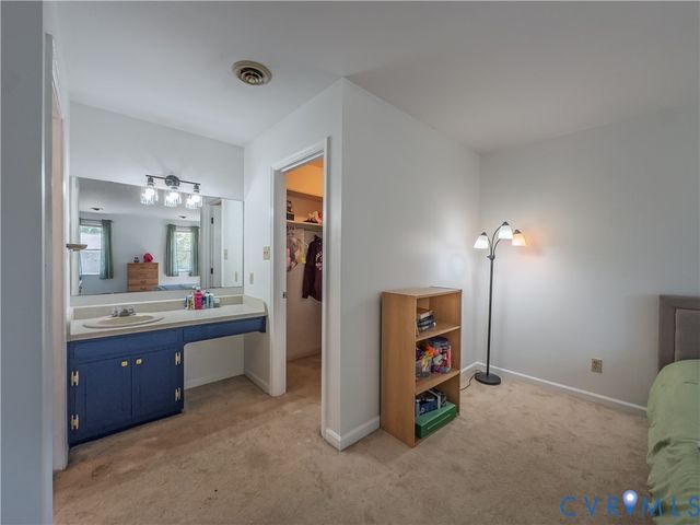 932 Germar Ct, Colonial Heights, VA 23834