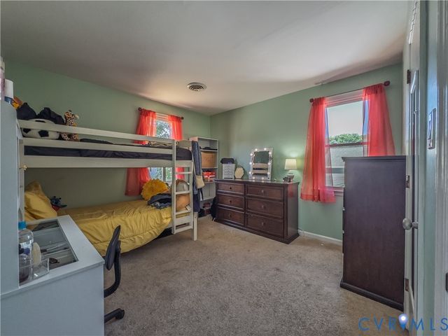 932 Germar Ct, Colonial Heights, VA 23834