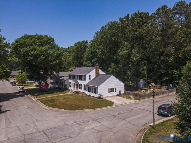 932 Germar Ct, Colonial Heights, VA 23834