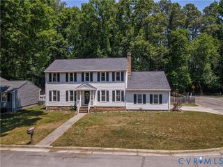 932 Germar Ct, Colonial Heights, VA 23834