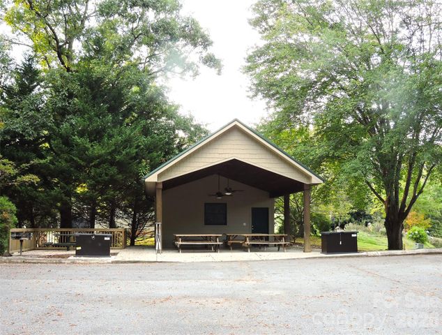 160 Whitney Boulevard 31, Lake Lure, NC 28746