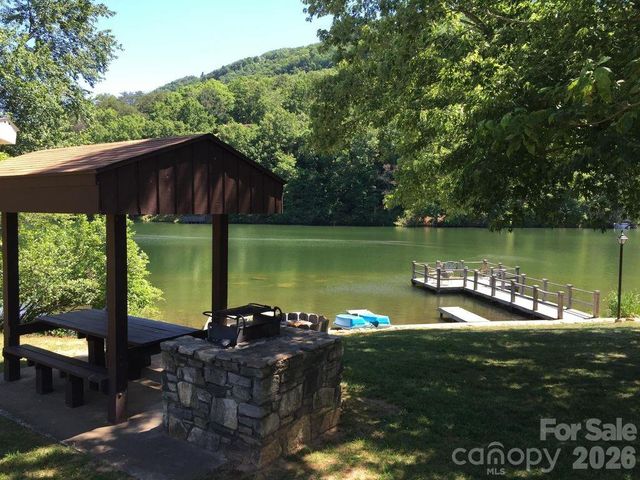 160 Whitney Boulevard 31, Lake Lure, NC 28746