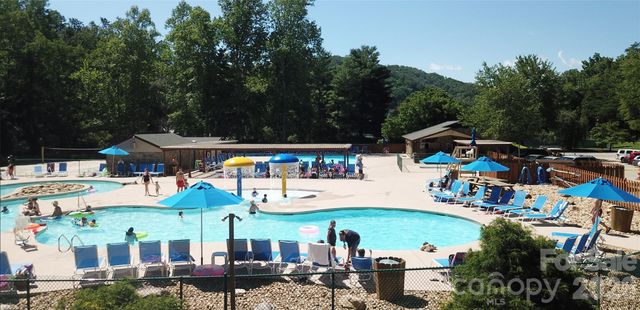 160 Whitney Boulevard 31, Lake Lure, NC 28746