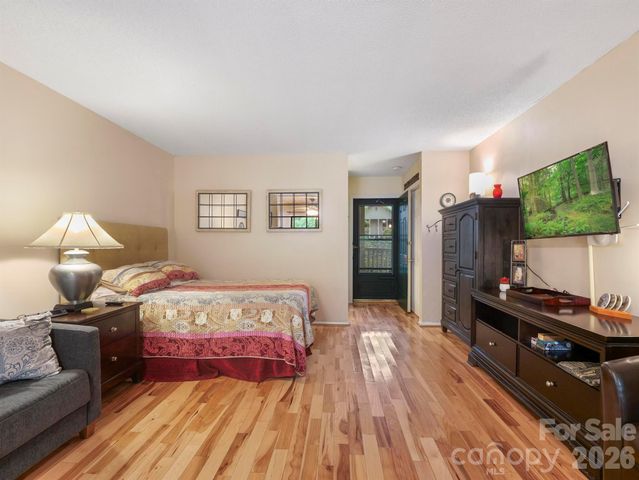 160 Whitney Boulevard 31, Lake Lure, NC 28746