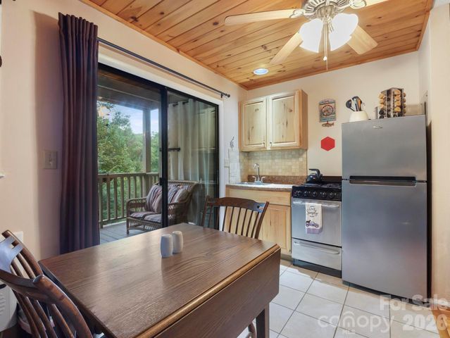 160 Whitney Boulevard 31, Lake Lure, NC 28746