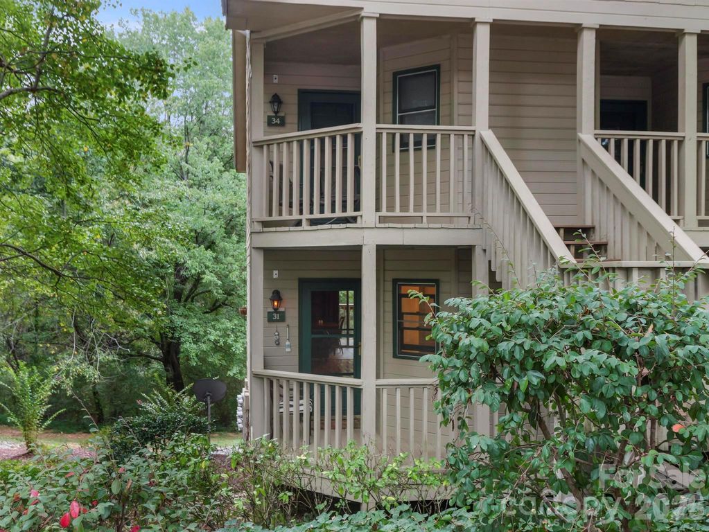 160 Whitney Boulevard 31, Lake Lure, NC 28746