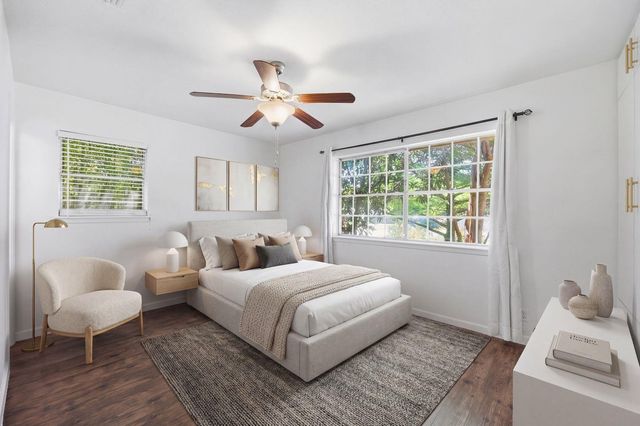 5114 Emerald Forest DR, Austin, TX 78745
